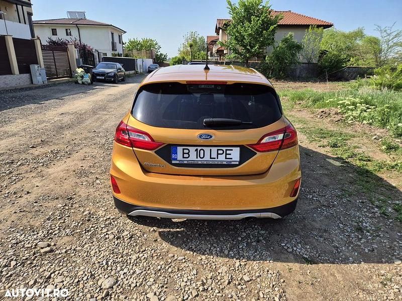Second-hand Ford Fiesta Active 100 CP (73 kW) 2018 Culoaregalbeuriu Hatchback