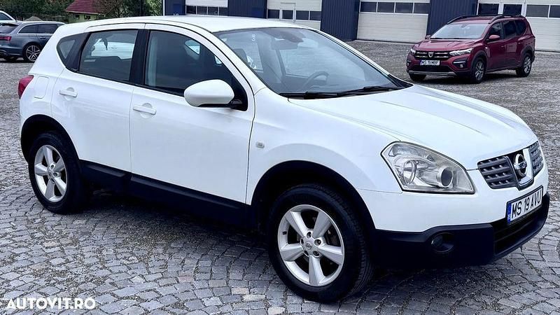 Second-hand Nissan Qashqai 106 CP (77 kW) 2008 Culoarealb SUV