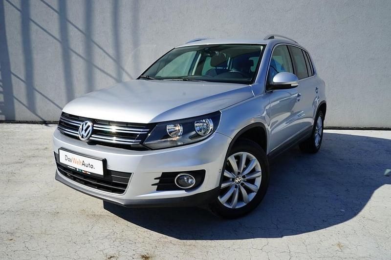 Gri mediumetalic Utilizat 2016 VW Tiguan Sport SUV | 15.300 EUR (Preț bun) - Imagine 1/4