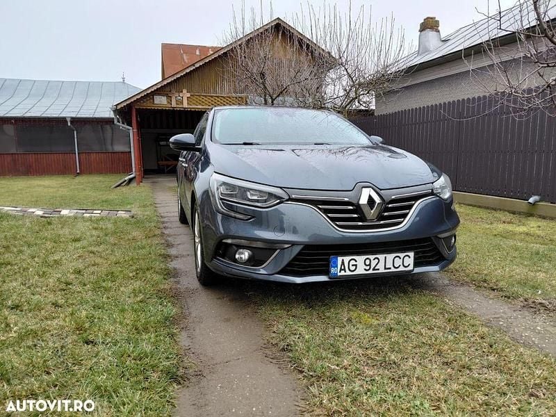 Culoaregri Second-hand 2019 Renault Mégane IV Intens Berlinǎ | 10.200 EUR (Preț bun) - Imagine 1/4