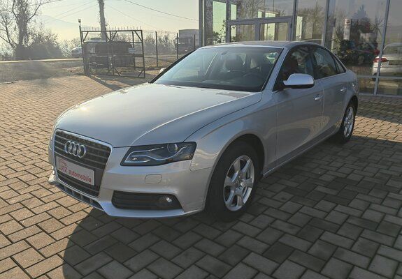 Argintiu Utilizat 2011 Audi A4 Berlinǎ | 8.299 EUR (Preț OK) - Imagine 1/4