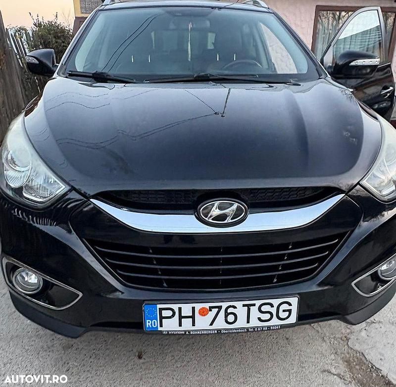 Second-hand Hyundai ix35 GLS 184 CP (135 kW) 2011 Culoarenegru SUV