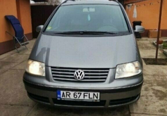 Gri Utilizat 2005 VW Sharan Monovolum | 3.800 EUR (Puțin scump) - Imagine 1/4