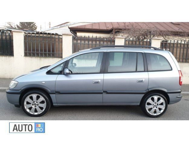 Gri Utilizat 2005 Opel Zafira Monovolum | 1.990 EUR (Preț OK) - Imagine 1/4