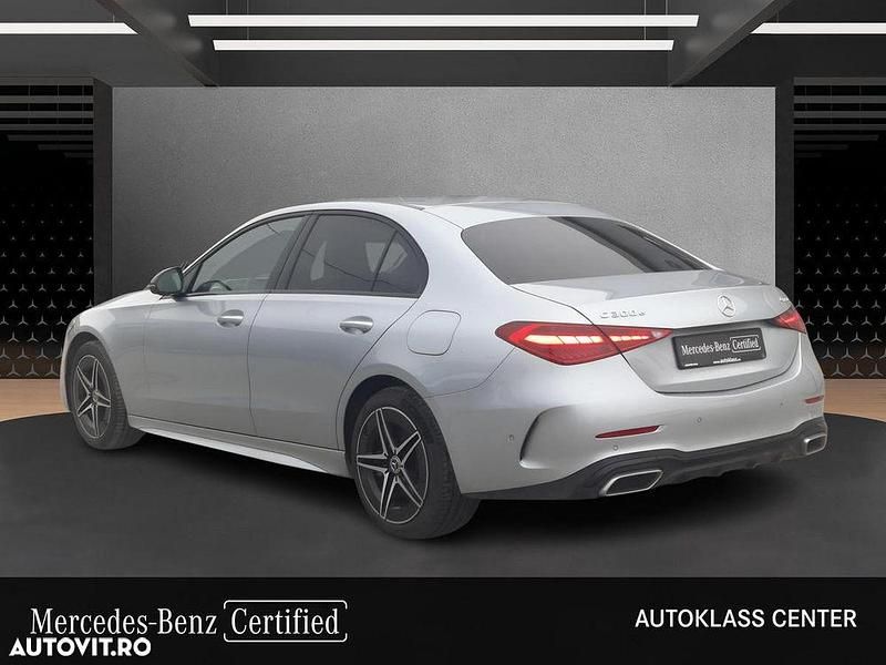 Second-hand Mercedes C300e AMG line 313 CP (230 kW) 2024 Culoareargint Berlinǎ