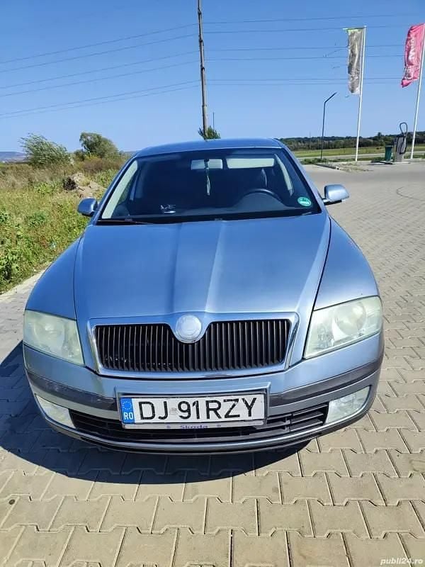 Utilizat 2005 Skoda Octavia Berlinǎ | 2.100 EUR (Preț OK) - Imagine 1/4