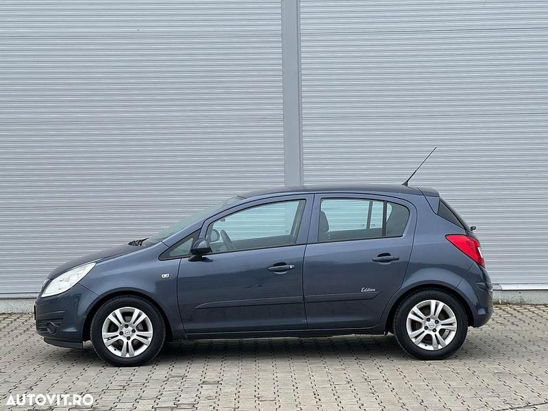 Second-hand Opel Corsa Innovation 80 CP (58 kW) 2007 Culoaregri Hatchback