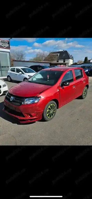 Utilizat 2014 Dacia Sandero Hatchback | 2.550 EUR (Super Preț) - Imagine 1/4