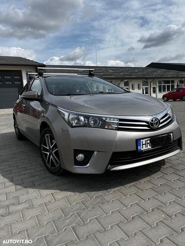 Culoaremaro Utilizat 2016 Toyota Corolla Luna Berlinǎ | 11.500 EUR (Preț OK) - Imagine 1/4