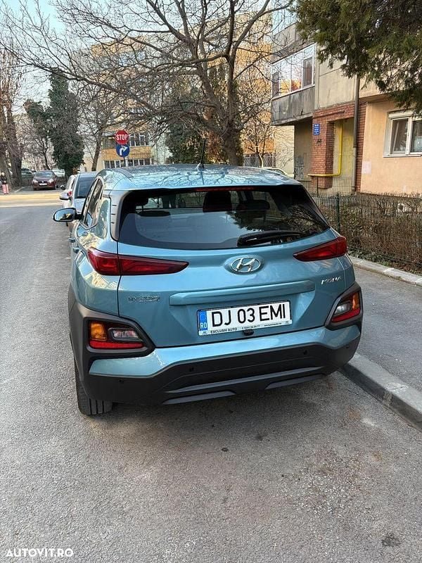 Second-hand Hyundai Kona Comfort 120 CP (88 kW) 2020 Culoarealbastru SUV