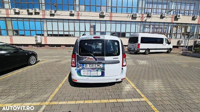 Second-hand Dacia Logan 86 CP (63 kW) 2012 Culoarealb Hatchback