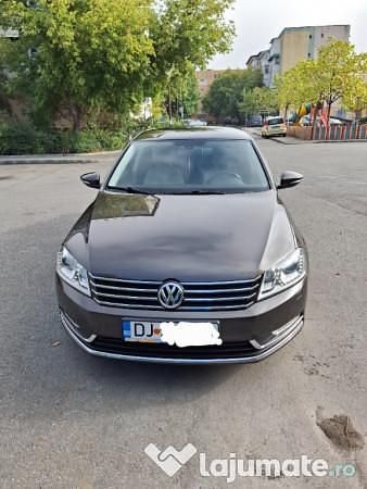 Utilizat 2013 VW Passat Berlinǎ | 12.500 EUR - Imagine 1/4