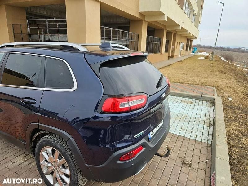 Second-hand Jeep Cherokee Longitude 140 CP (102 kW) 2015 Culoarealbastru SUV