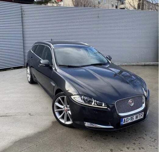 Gri Utilizat 2014 Jaguar XF Premium Luxury Berlinǎ | 7.900 EUR (Preț bun) - Imagine 1/4