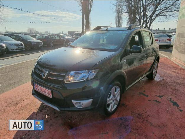 Second-hand Dacia Sandero 90 CP (66 kW) 2015 Negru Hatchback
