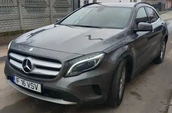 Utilizat 2017 Mercedes GLA180 Edition SUV | 13.000 EUR - Imagine 1/4