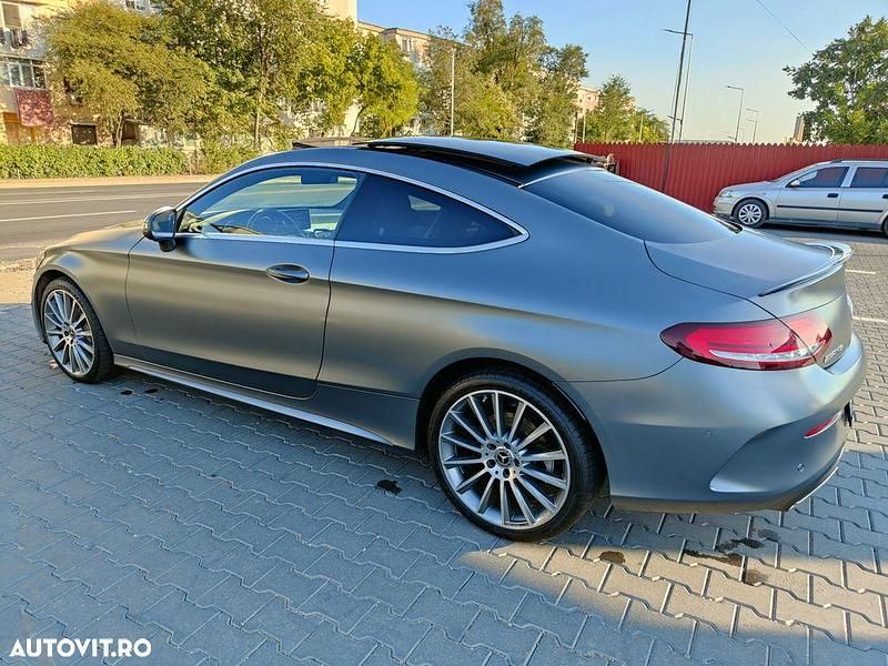 Culoaregri Utilizat 2019 Mercedes C400 AMG line Coupe | 33.000 EUR - Imagine 1/4