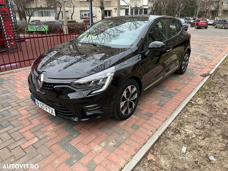 Second-hand Renault Clio V Business 100 CP (73 kW) 2022 Culoarenegru Hatchback