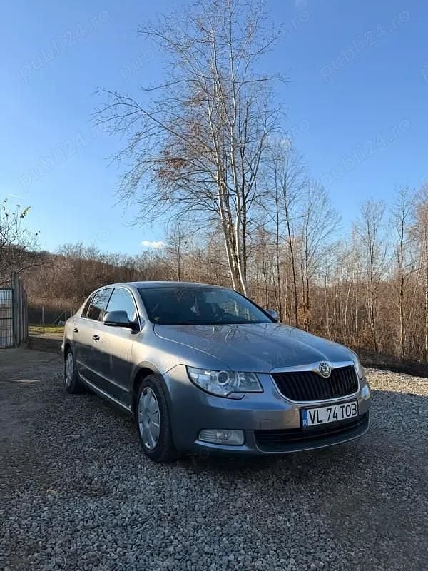 Second-hand Skoda Superb 105 CP (77 kW) 2009 Berlinǎ