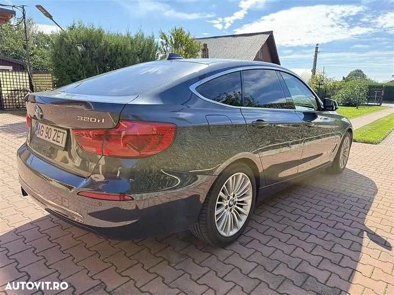 Second-hand BMW 320 Luxury Line 190 CP (139 kW) 2016 Culoaregri SUV