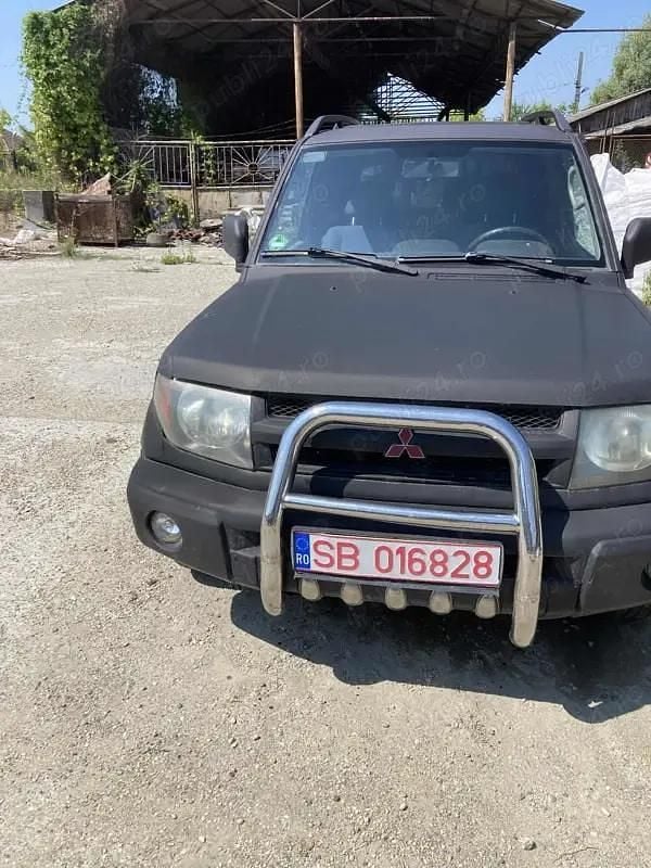 Utilizat 2001 Mitsubishi Pajero SUV | 2.500 EUR - Imagine 1/4