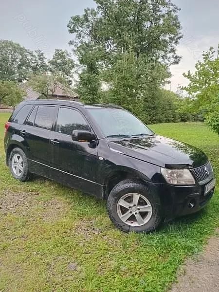 Utilizat 2009 Suzuki Grand Vitara SUV | 4.000 EUR (Preț bun) - Imagine 1/3