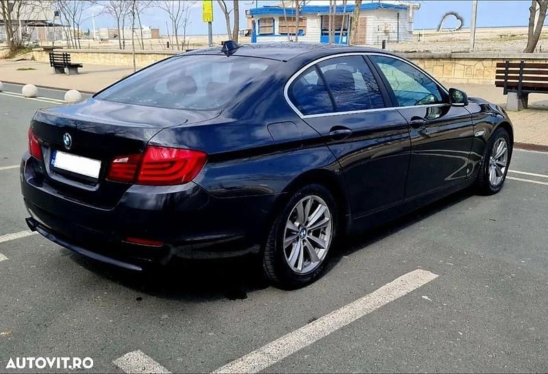 Second-hand BMW 530 245 CP (180 kW) 2010 Culoaregri Berlinǎ