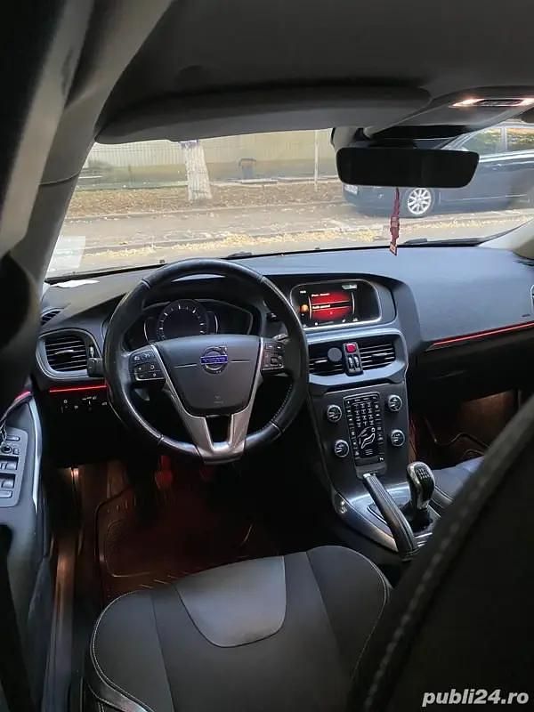 Second-hand Volvo V40 120 CP (88 kW) 2016 Break