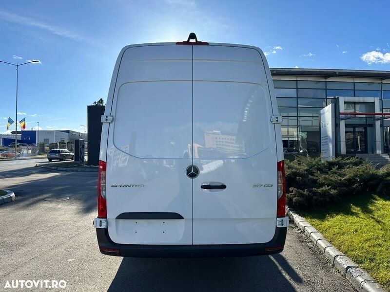 Second-hand Mercedes Sprinter 170 CP (125 kW) 2023 Alb Van