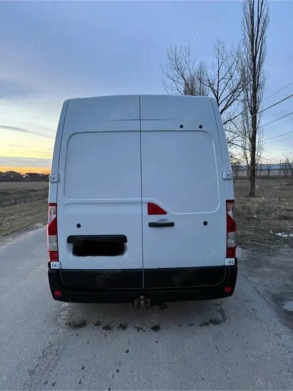 Second-hand Opel Movano 145 CP (106 kW) 2017 Alb Monovolum
