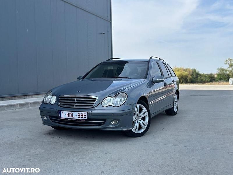 Culoarealbastru Utilizat 2005 Mercedes C200 Break | 2.950 EUR (Preț OK) - Imagine 1/4