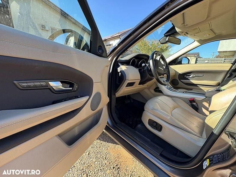 Second-hand Land Rover Range Rover evoque HSE Dynamic 149 CP (109 kW) 2016 Culoaremaro SUV