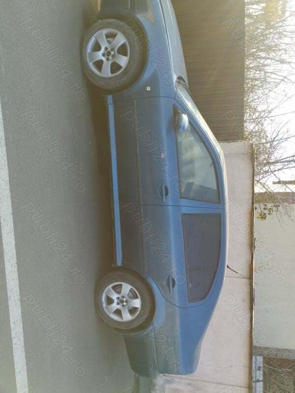 Utilizat 2004 Skoda Octavia Berlinǎ | 1.250 EUR - Imagine 1/3