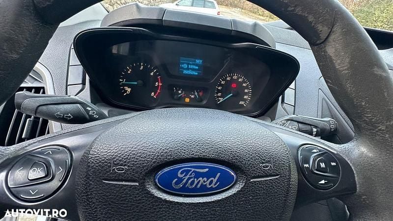 Second-hand Ford Transit Custom 125 CP (91 kW) 2014 Culoarealb Break
