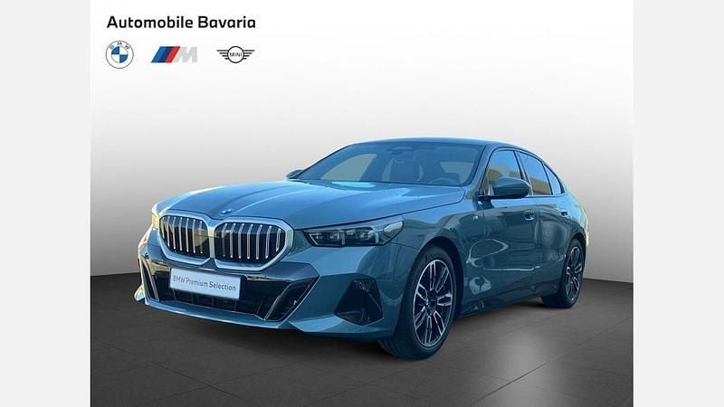 Verde cape york metalizat metalizat Second-hand 2024 BMW 520 Comfort Edition Berlinǎ | 59.750 EUR - Imagine 1/4