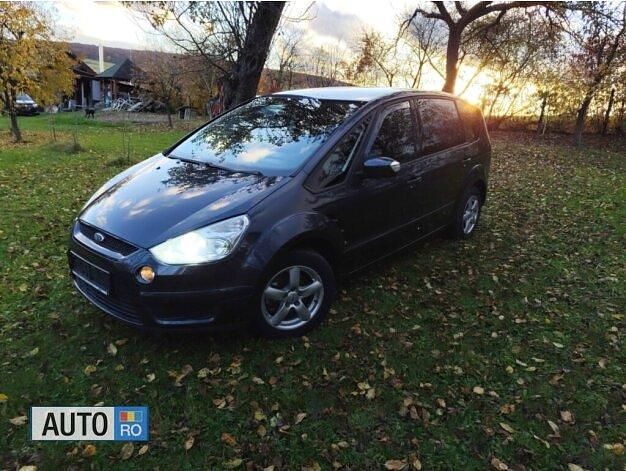 Grafit Utilizat 2010 Ford S-MAX S Break | 2.600 EUR (Preț OK) - Imagine 1/4