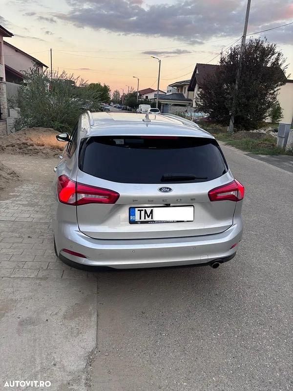 Culoareargint Utilizat 2019 Ford Focus Titanium Break | 10.000 EUR (Preț OK) - Imagine 1/4