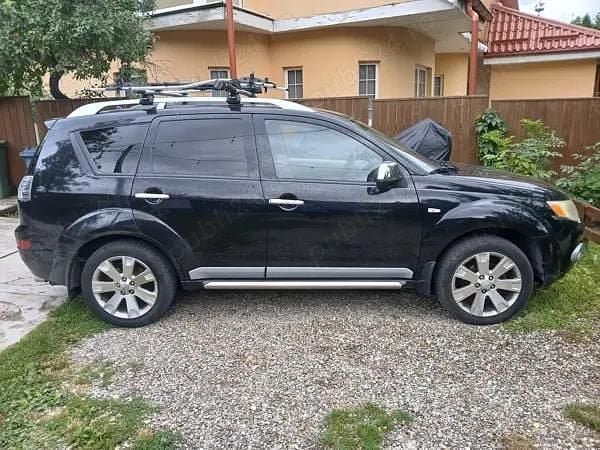 Second-hand Mitsubishi Outlander 156 CP (114 kW) 2008 Negru SUV