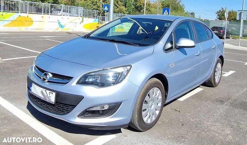 Culoareargint Utilizat 2016 Opel Astra Berlinǎ | 8.500 EUR (Preț OK) - Imagine 1/4