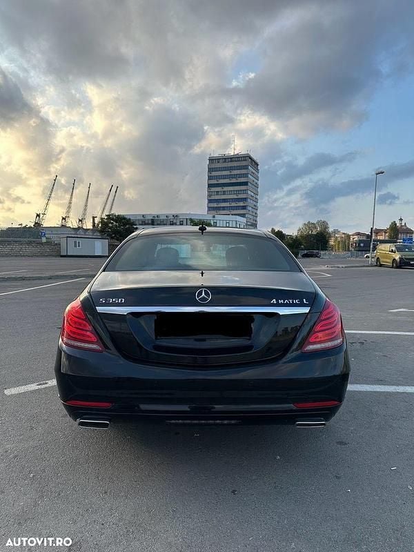 Second-hand Mercedes S350 258 CP (189 kW) 2015 Culoarenegru Berlinǎ