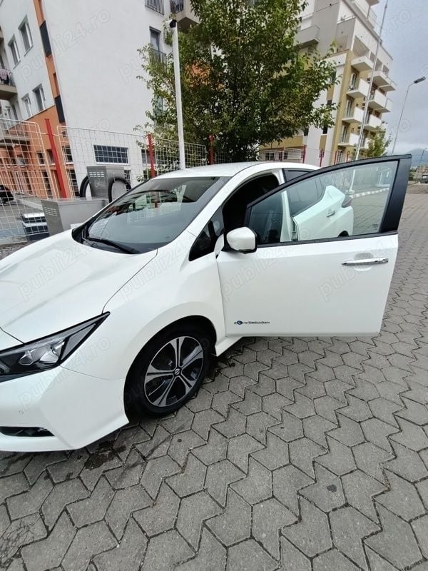 Alb Utilizat 2019 Nissan Leaf Tekna Hatchback | 10.900 EUR - Imagine 1/4