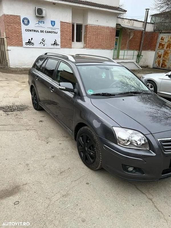 Culoaregri Utilizat 2009 Toyota Avensis Break | 3.200 EUR - Imagine 1/4