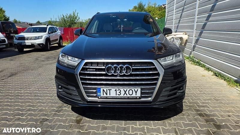 Culoarealbastru Utilizat 2016 Audi Q7 SUV | 26.000 EUR (Super Preț) - Imagine 1/4