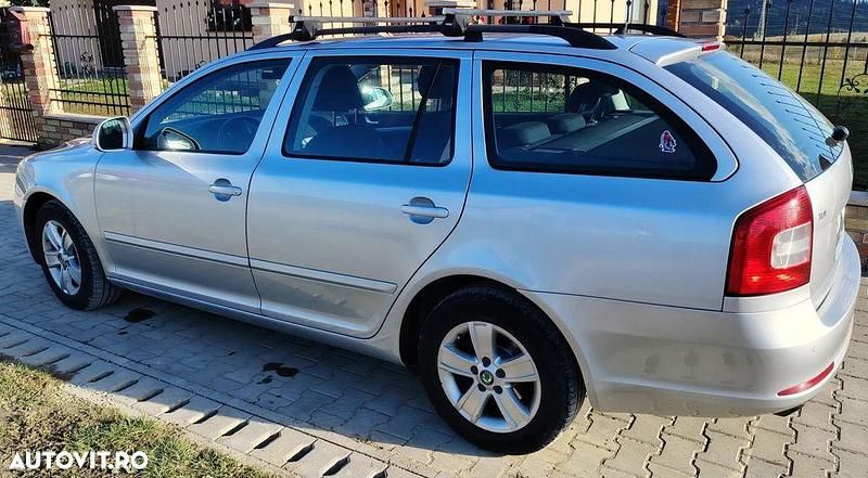 Culoaregri Utilizat 2011 Skoda Octavia Break | 4.500 EUR (Preț OK) - Imagine 1/4