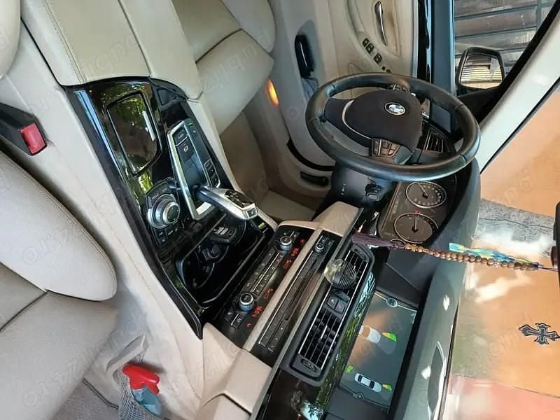 Second-hand BMW 528 258 CP (189 kW) 2010 Berlinǎ