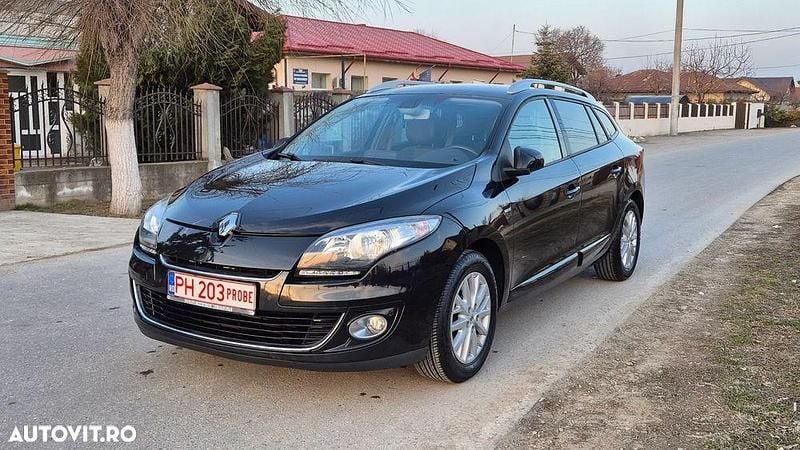 Second-hand Renault Mégane GrandTour Bose Edition 110 CP (80 kW) 2013 Culoarenegru Break