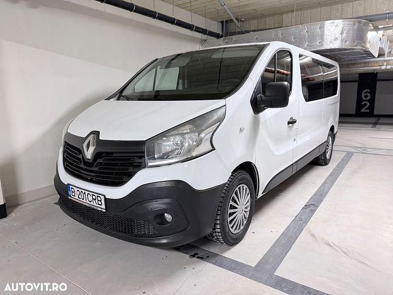 Second-hand Renault Trafic 145 CP (106 kW) 2016 Culoarealb Monovolum