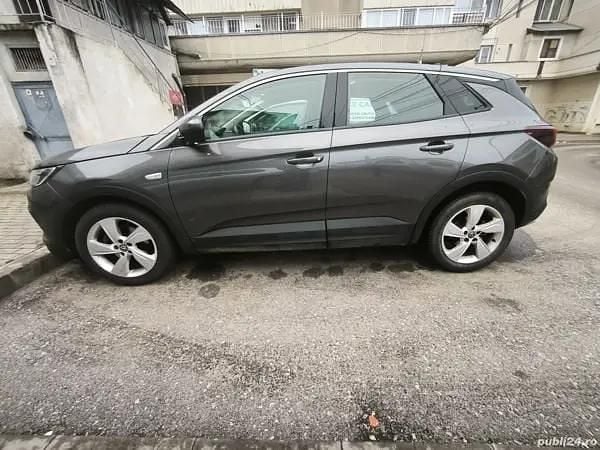 Gri Utilizat 2020 Opel Grandland X SUV | 13.950 EUR (Preț bun) - Imagine 1/4