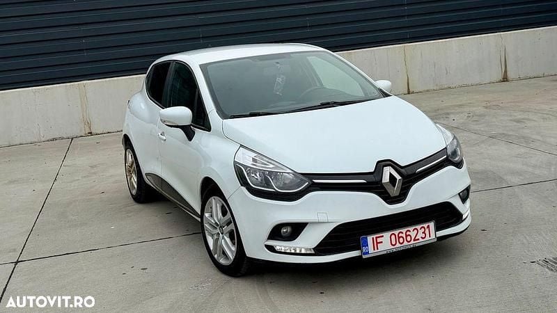 Second-hand Renault Clio IV Intens 90 CP (66 kW) 2019 Culoarealb Hatchback