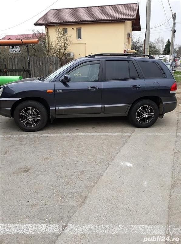 Gri Utilizat 2006 Hyundai Santa Fe SUV | 3.650 EUR (Preț OK) - Imagine 1/4